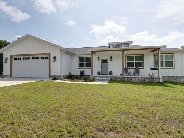 1600 Savage Road , Kirbyville, MO 65679