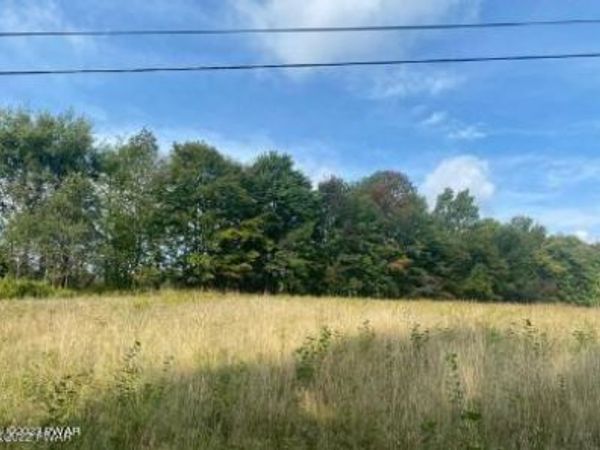 Crosstown Highway , Lakewood, PA 18439