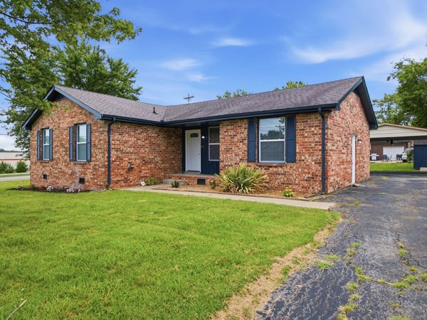 120 Overlook Dr , Hendersonville, TN 37075