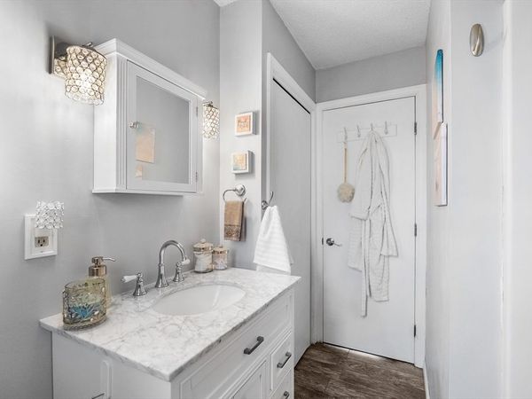 75 Outer Dr, Unit 75, Chicopee, MA 01022