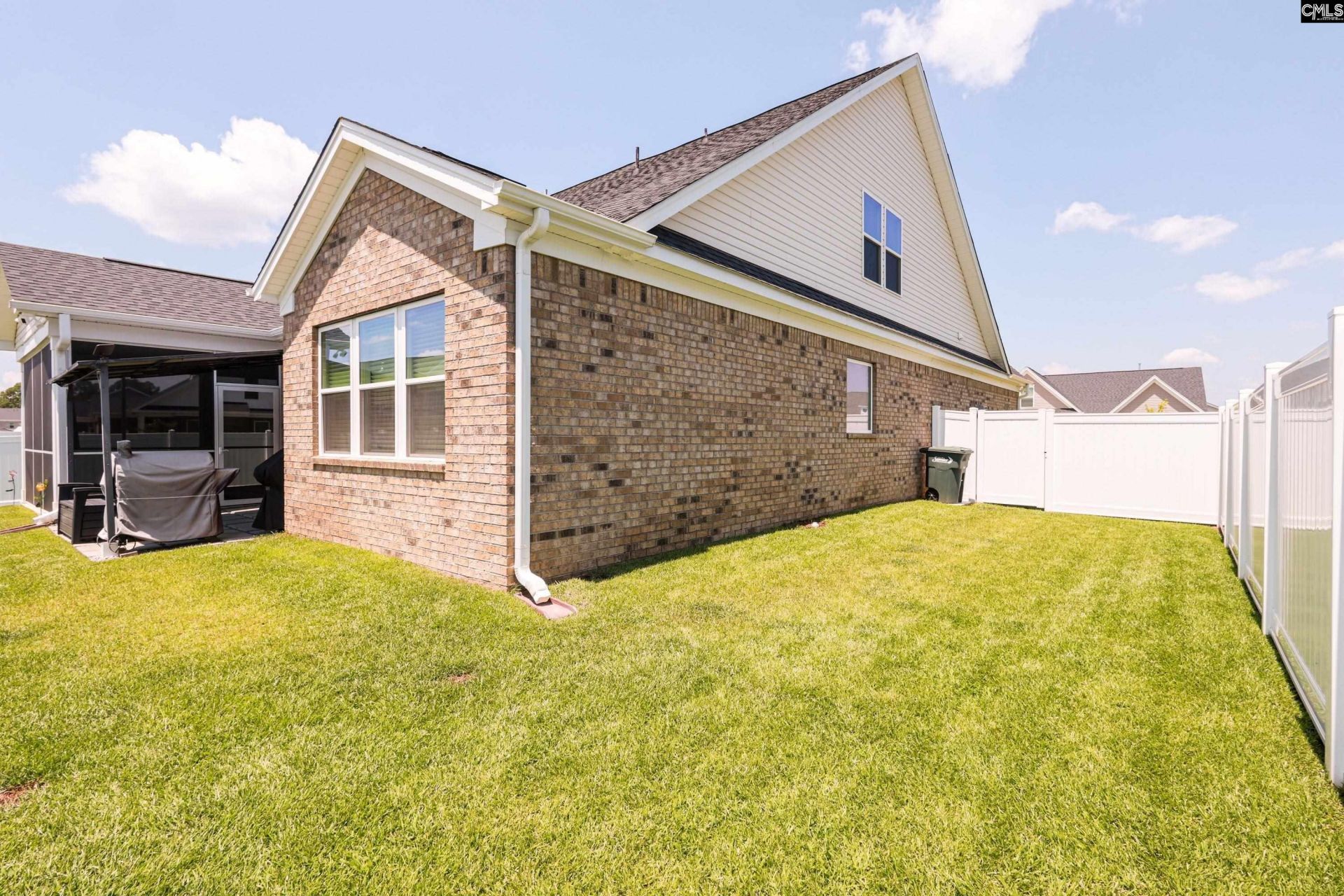 3350 Rustic Drive Photo 4