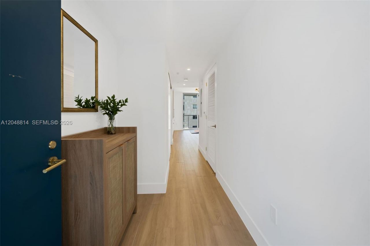 90 NE 32nd Street , Unit 914, Miami, FL 33137 Photo
