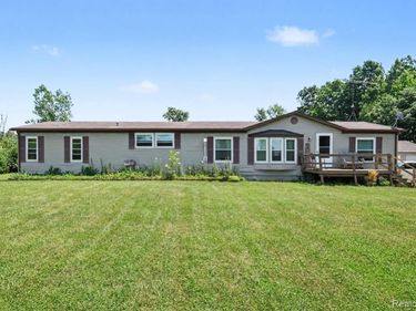 4242 Skelton Road, Deerfield Twp, MI 48421