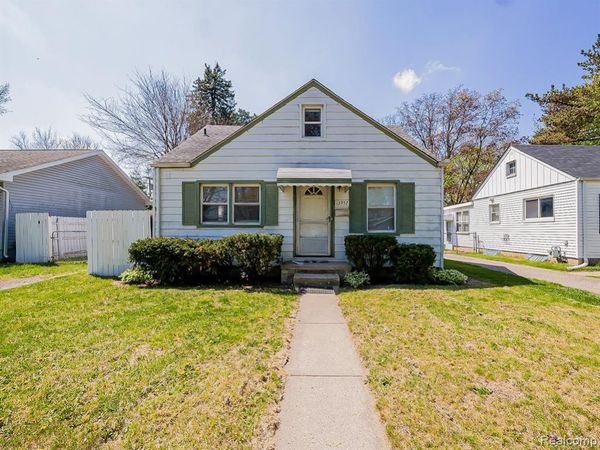 13957 San Jose Avenue, Redford Twp, MI 48239