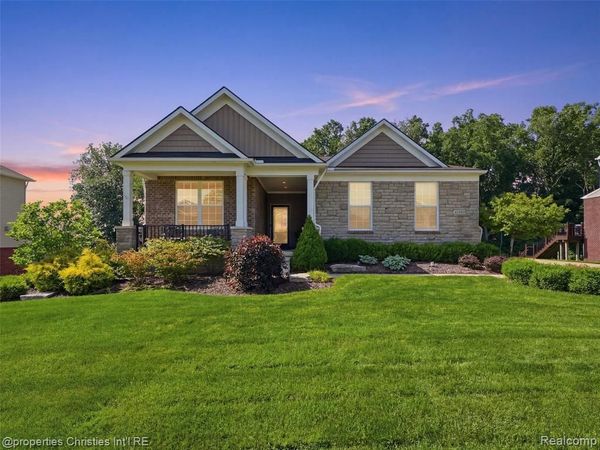 30243 Macintosh Lane, Lyon Twp, MI 48165