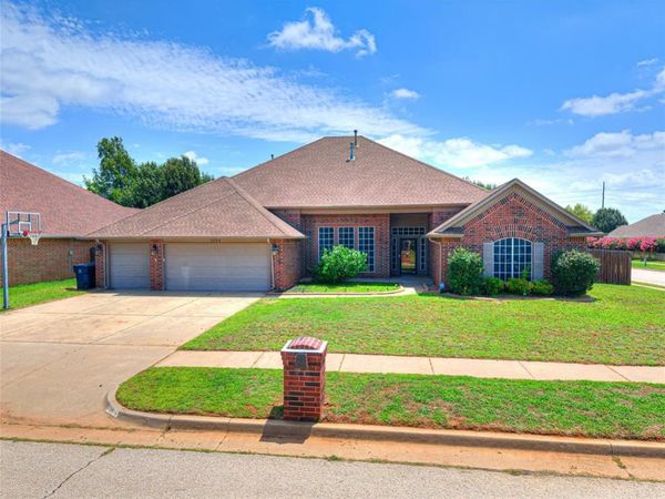 2524 Kingsley Lane, Oklahoma City, OK 73128