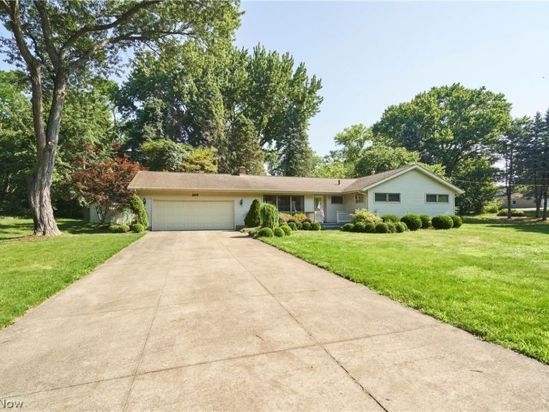 299 W Caston Road, New Franklin, OH 44319 Photo 3