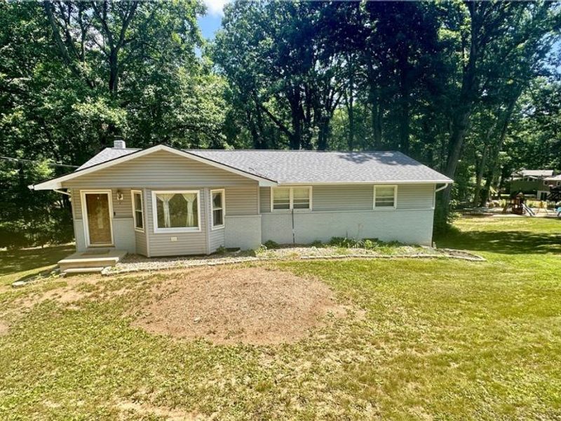 8470 Shadyview Avenue NW, Clinton, OH 44216 Photo 1
