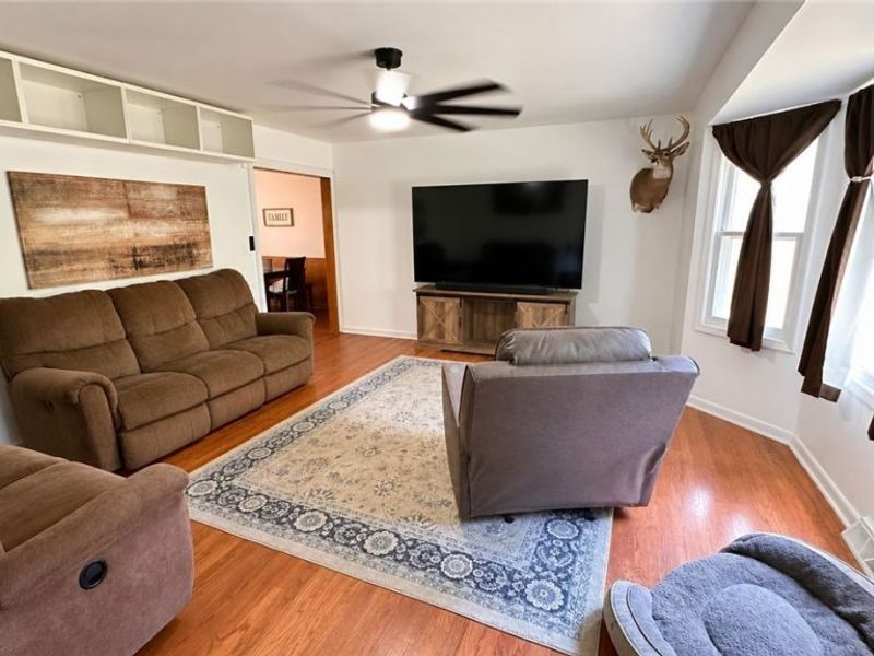 8470 Shadyview Avenue NW, Clinton, OH 44216 Photo 5