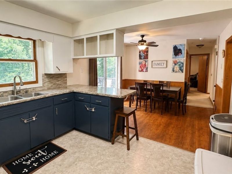 8470 Shadyview Avenue NW, Clinton, OH 44216 Photo 7