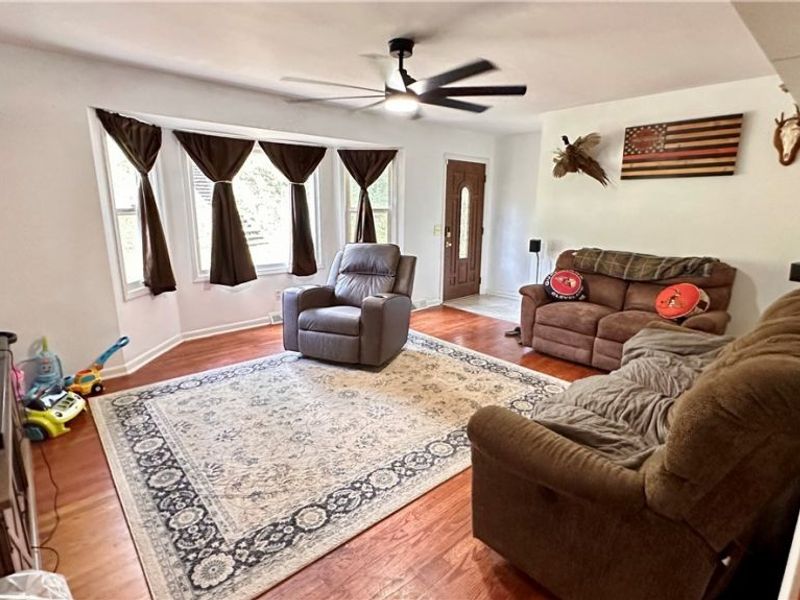 8470 Shadyview Avenue NW, Clinton, OH 44216 Photo 8