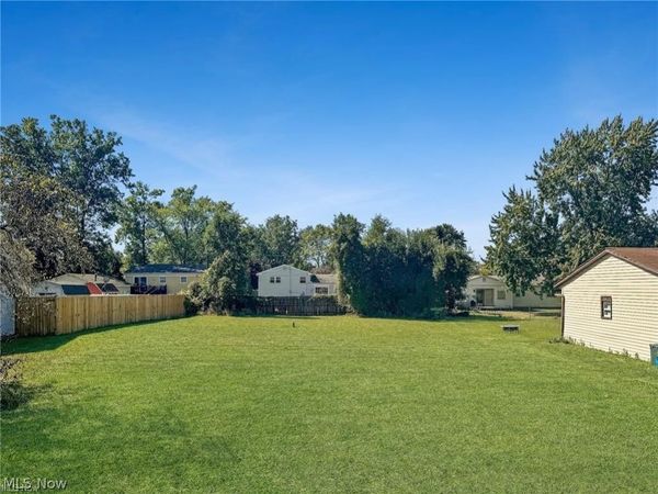 4248 Leavitt Road , Lorain, OH 44053