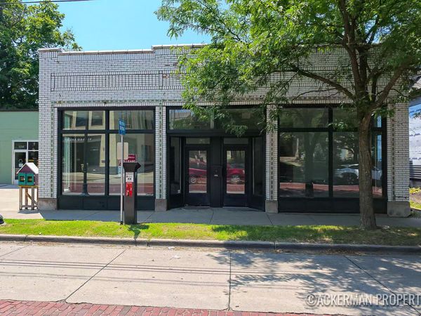 1052 Wealthy Street SE, Grand Rapids, MI 49506