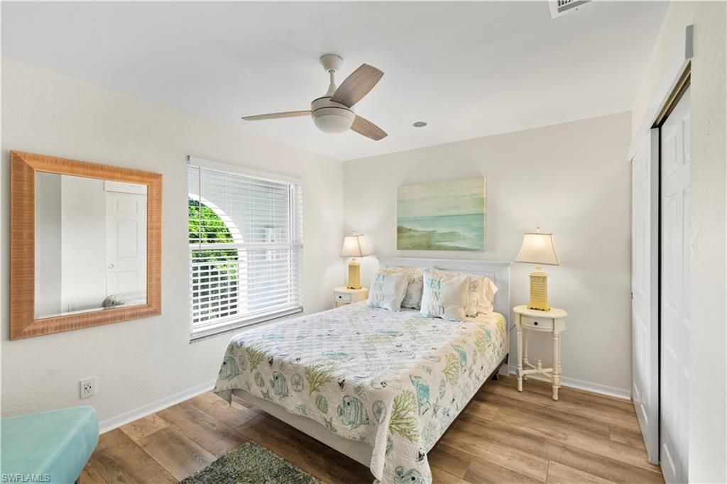 9101 Vanderbilt Dr, Unit 302, Naples, FL 34108 Photo