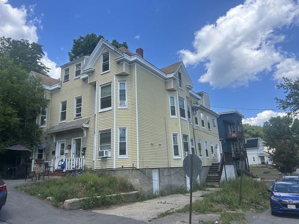 77-79 Beach St, Haverhill, MA 01832