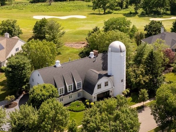 8 Flanders Valley Ct, Montgomery, NJ 08558