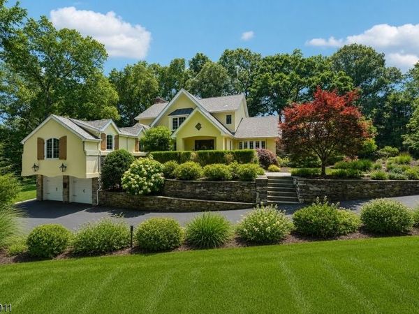 650 Fairview Place, Wyckoff, NJ 07481
