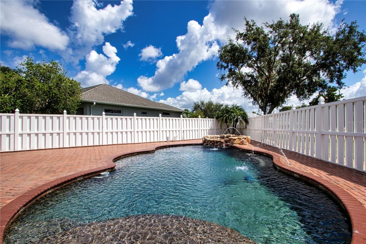 515 Planters Manor Way , Bradenton, FL 34212 Photo