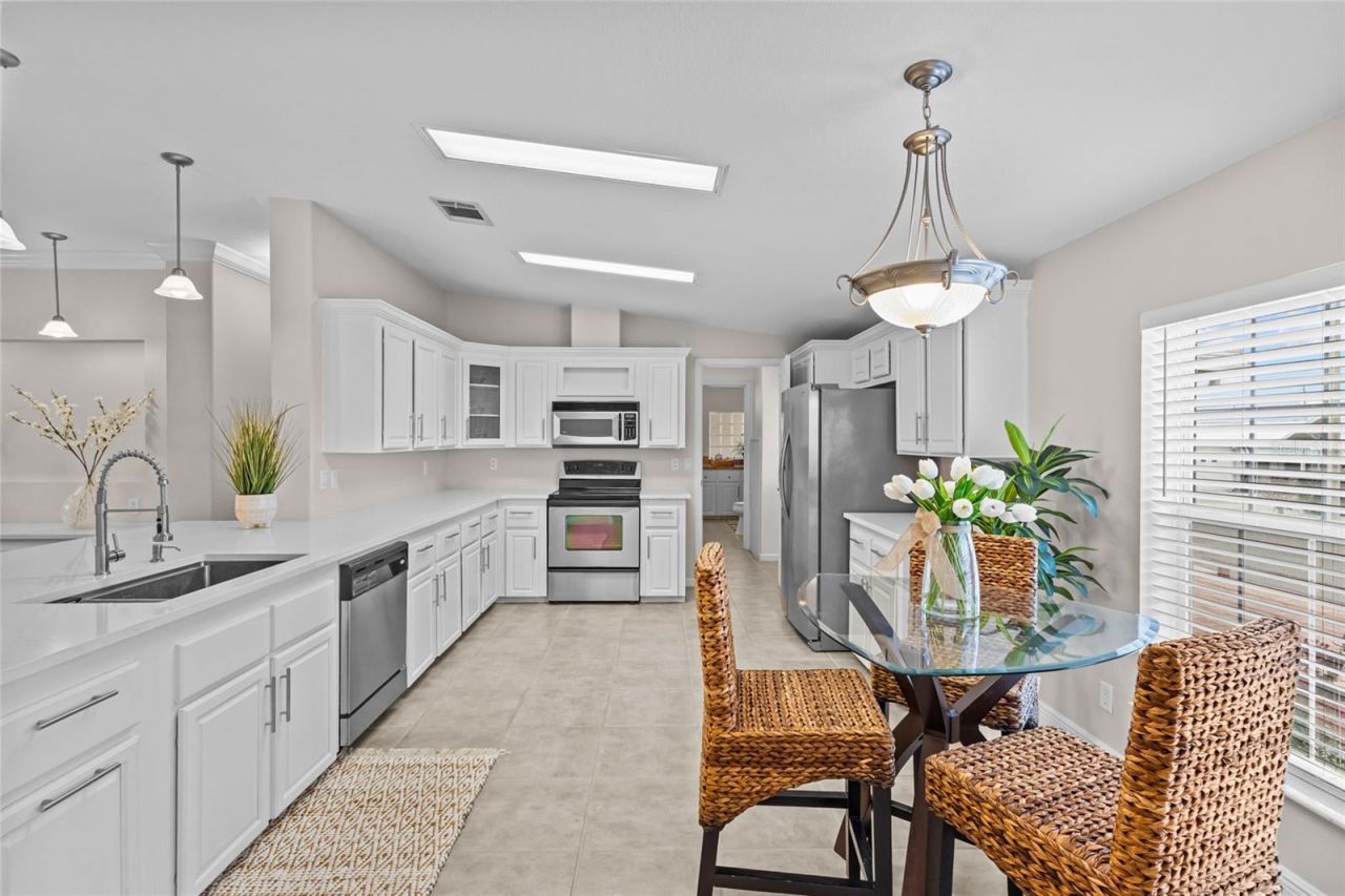 1710 Indiana Avenue , Bradenton, FL 34207 Photo