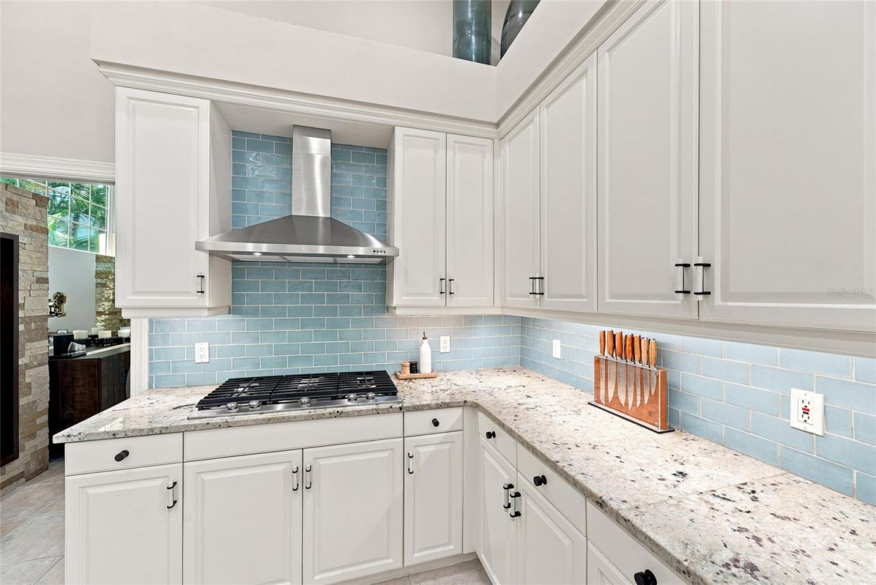 3526 Fair Oaks Lane, Longboat Key, FL 34228 Photo