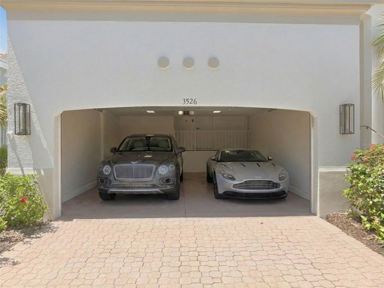 3526 Fair Oaks Lane, Longboat Key, FL 34228 Photo