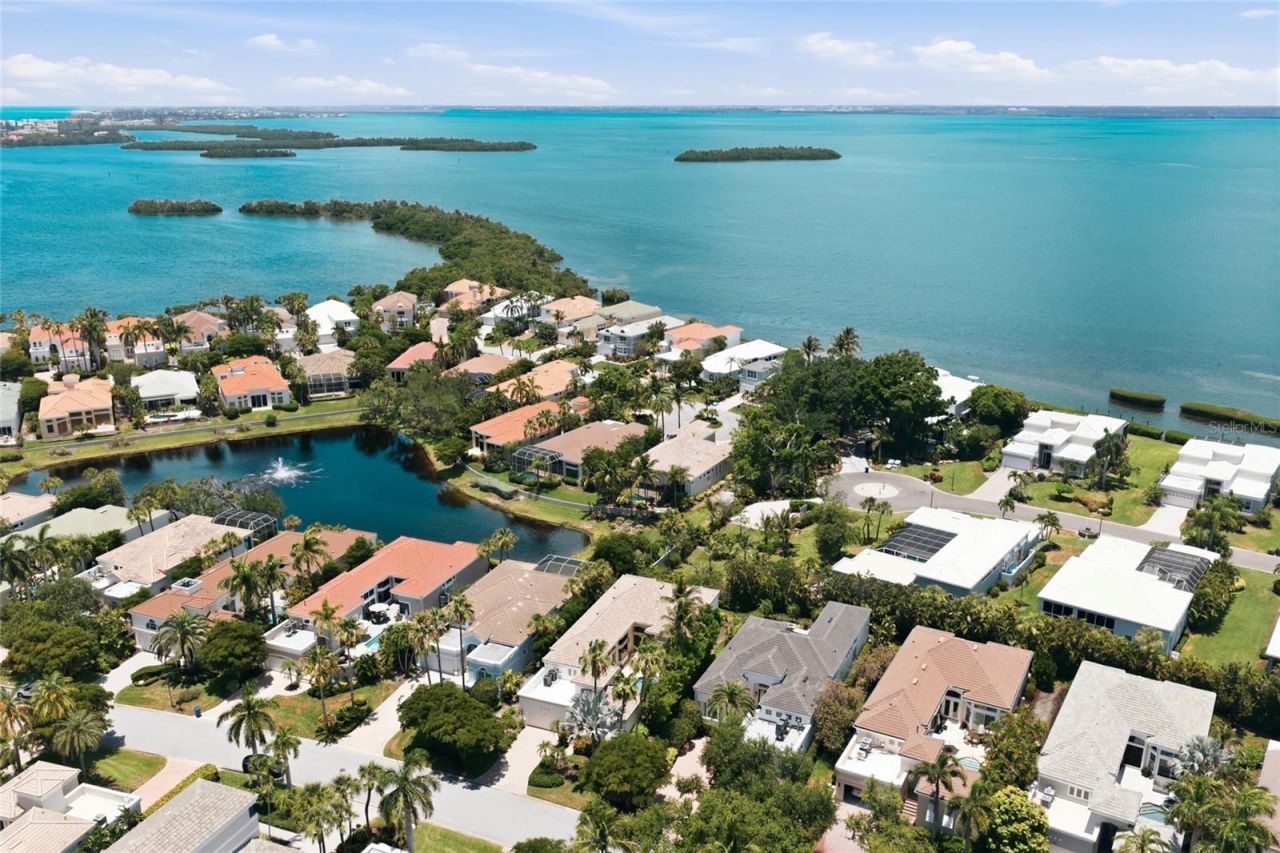 3526 Fair Oaks Lane, Longboat Key, FL 34228 Photo