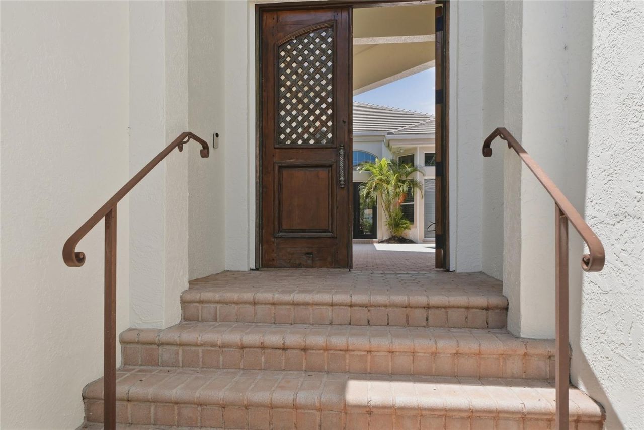 3526 Fair Oaks Lane, Longboat Key, FL 34228 Photo