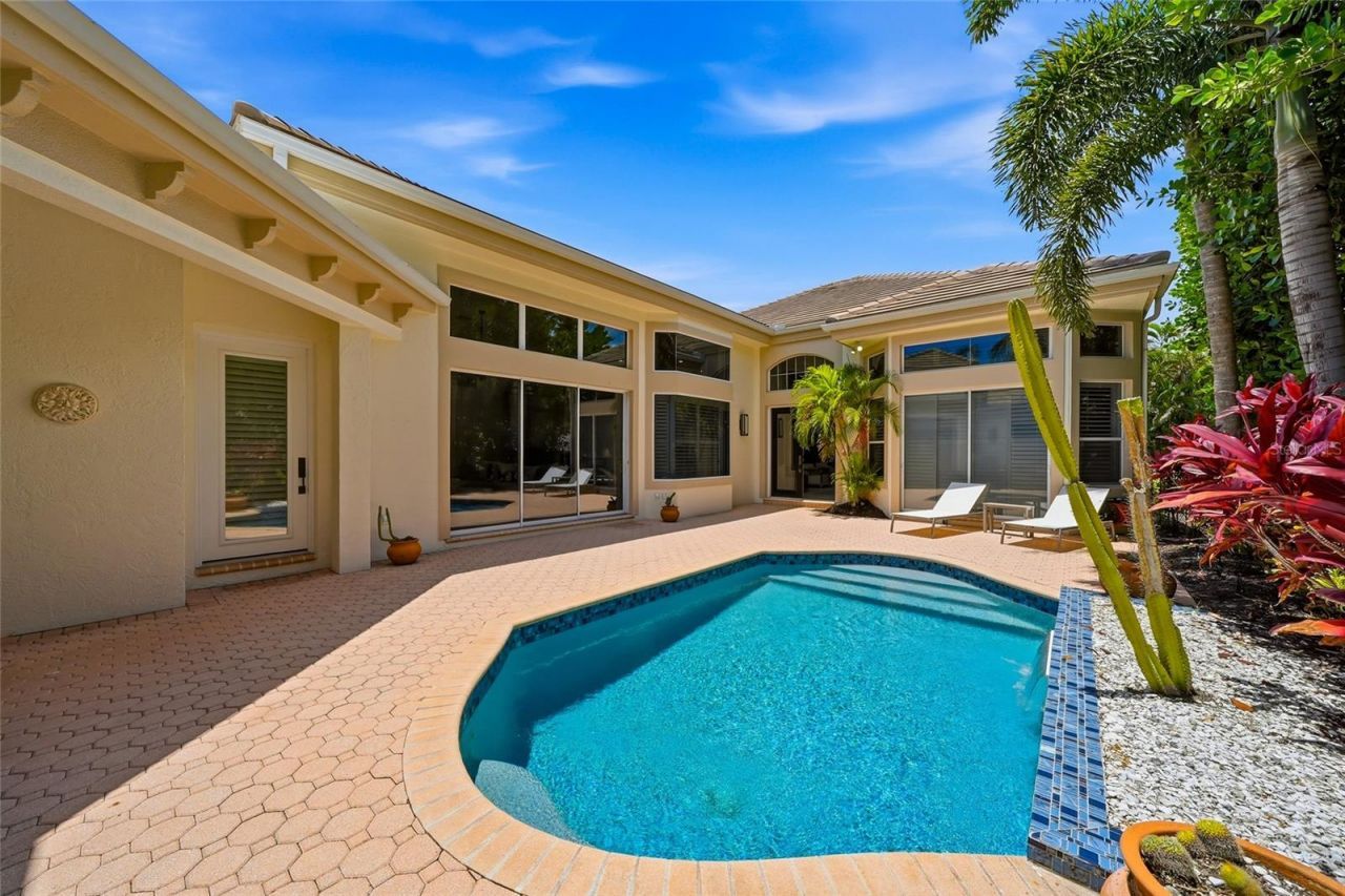 3526 Fair Oaks Lane, Longboat Key, FL 34228 Photo