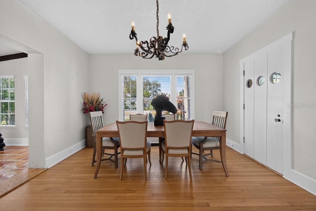 7810 Senrab Drive , Bradenton, FL 34209 Photo