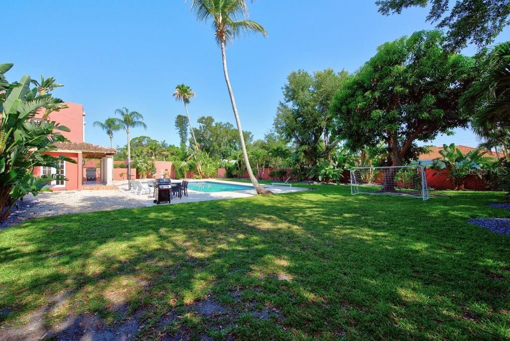 7810 Senrab Drive , Bradenton, FL 34209 Photo