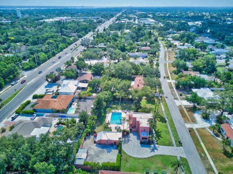 7810 Senrab Drive , Bradenton, FL 34209 Photo