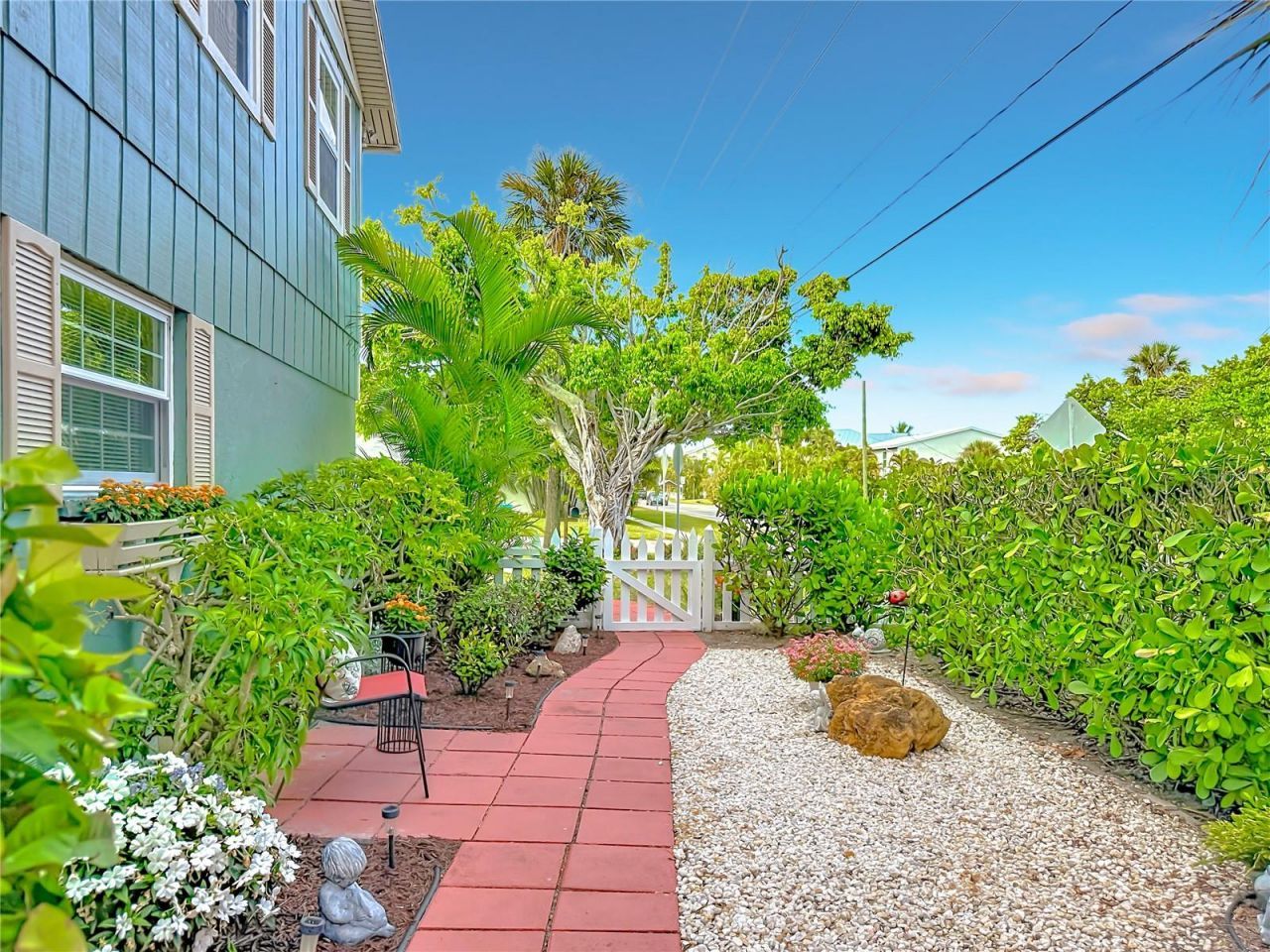 202 Peacock Lane, Unit A, Holmes Beach, FL 34217 Photo