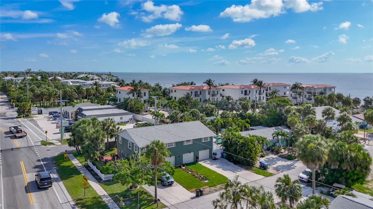 202 Peacock Lane, Unit A, Holmes Beach, FL 34217 Photo