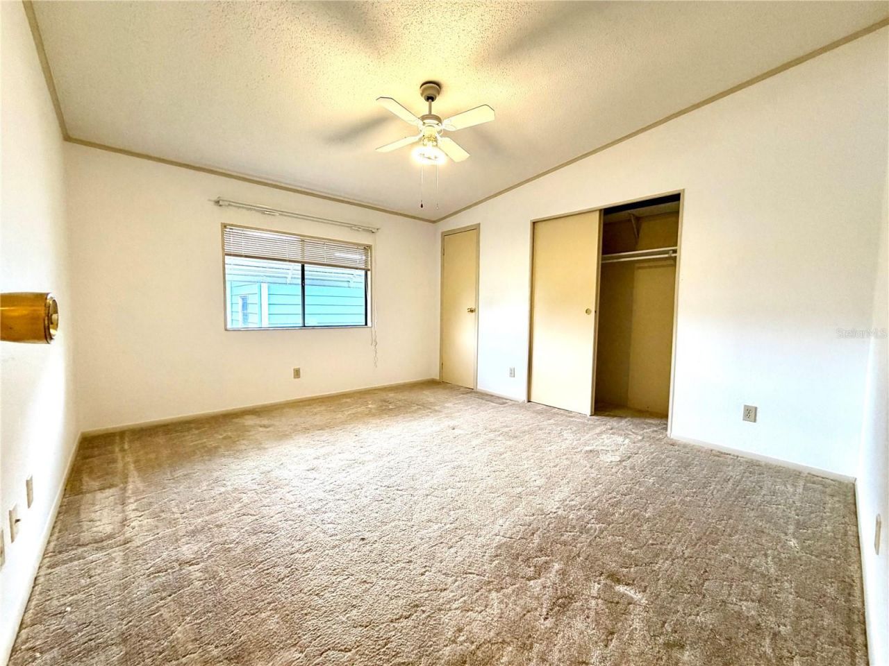 3014 Rainbow Road , Tavares, FL 32778 Photo