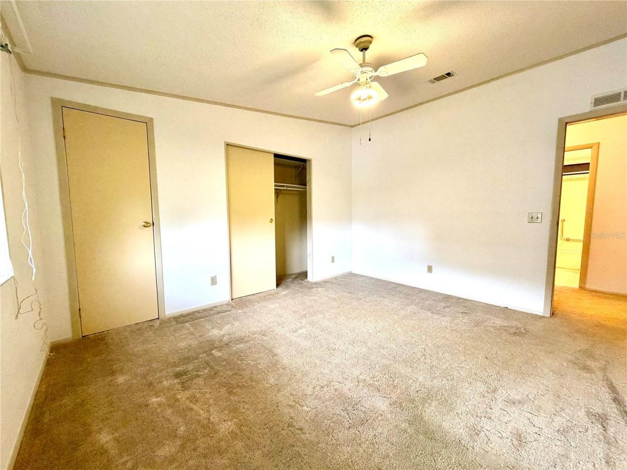 3014 Rainbow Road , Tavares, FL 32778 Photo