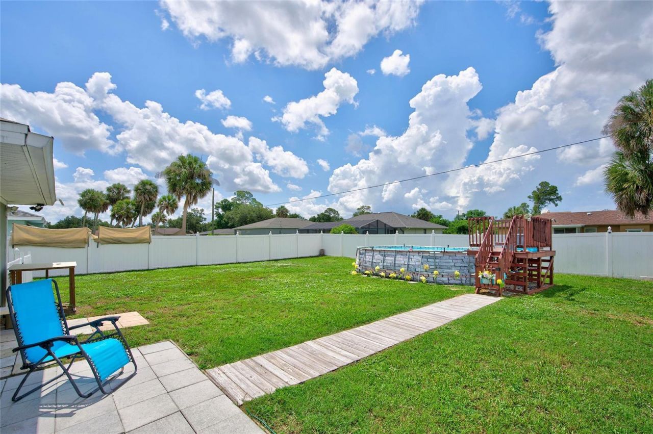 1253 Fleetwood Drive Nw, Port Charlotte, FL 33948 Photo