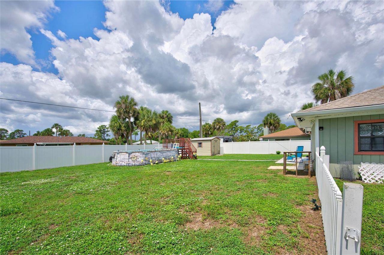 1253 Fleetwood Drive Nw, Port Charlotte, FL 33948 Photo