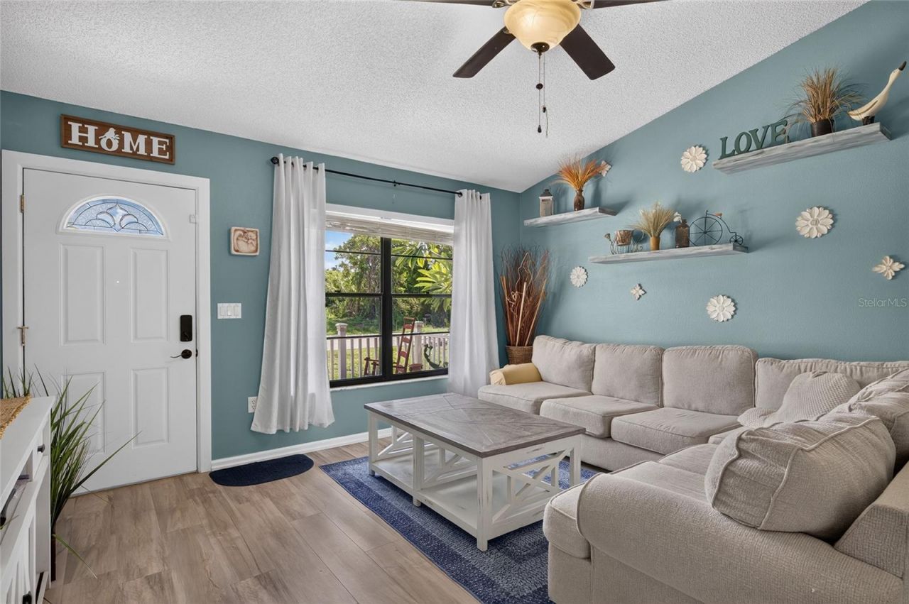 1253 Fleetwood Drive Nw, Port Charlotte, FL 33948 Photo