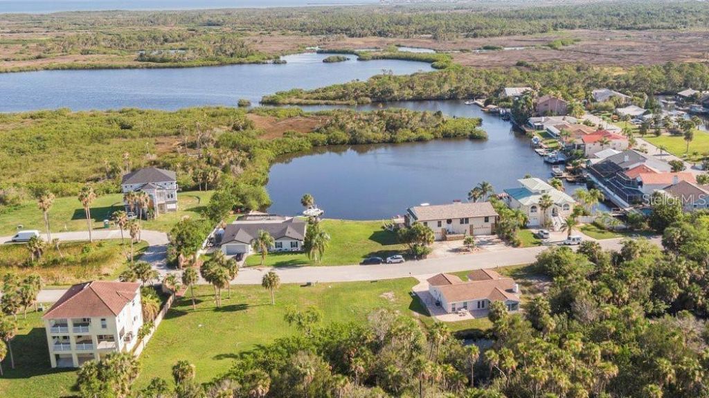 5728 Seabreeze Drive, Port Richey, FL 34668 Photo