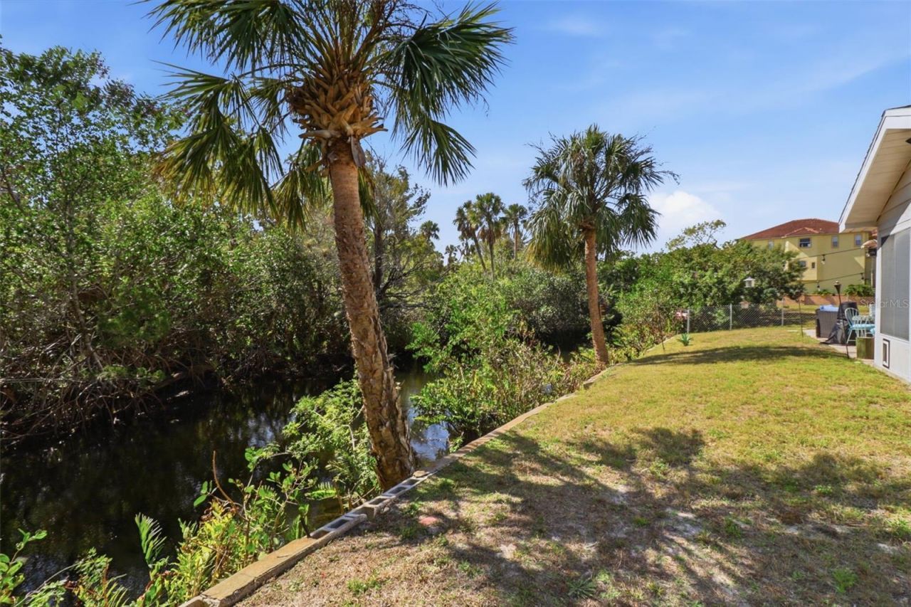 5728 Seabreeze Drive, Port Richey, FL 34668 Photo