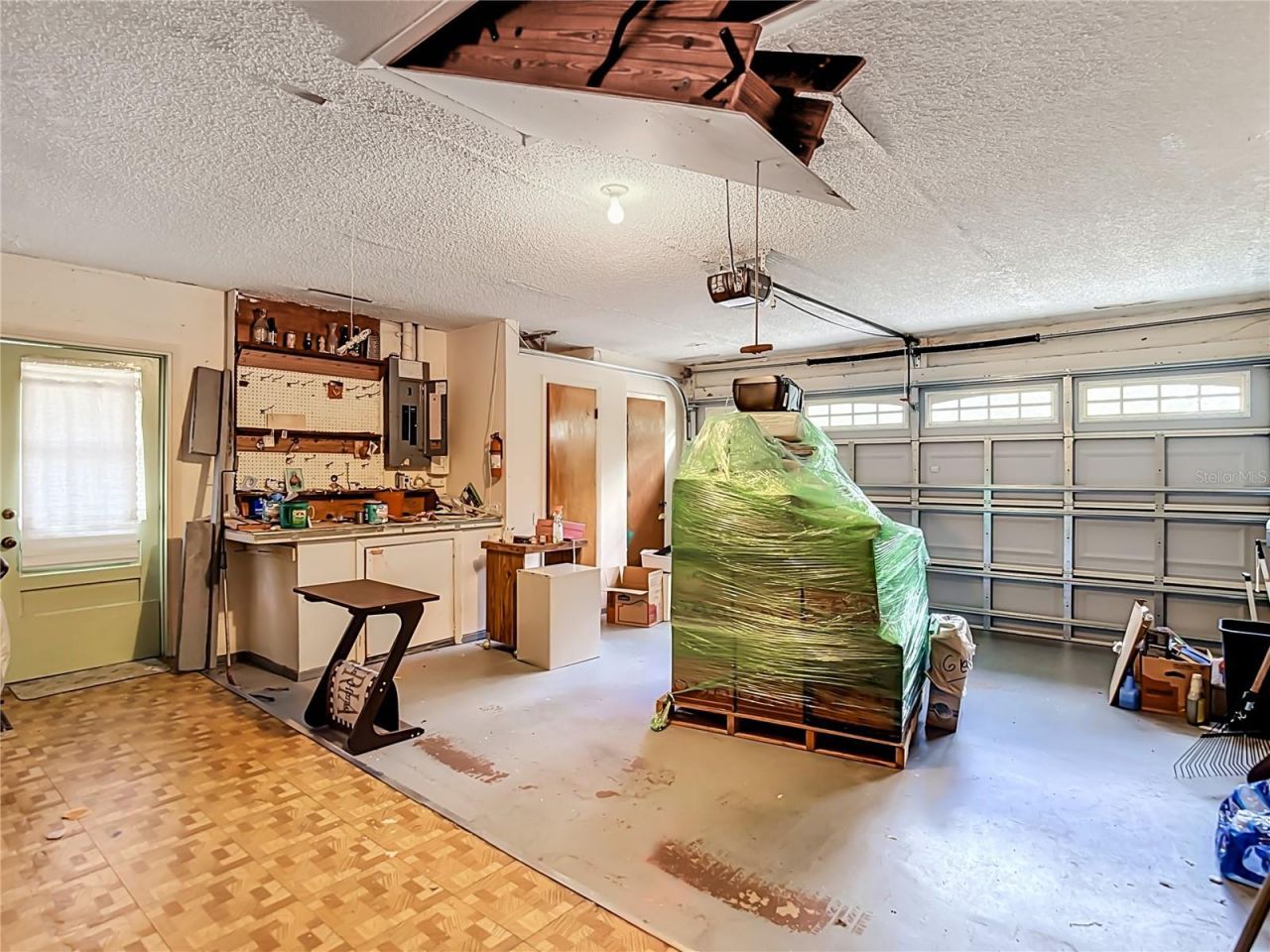 10050 Deer Lane , New Port Richey, FL 34654 Photo