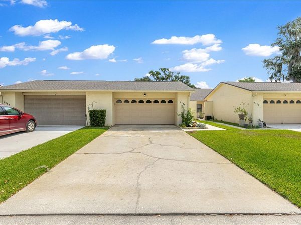 2226 CYPRESS COVE DRIVE , Unit 2226, TAVARES, FL 32778
