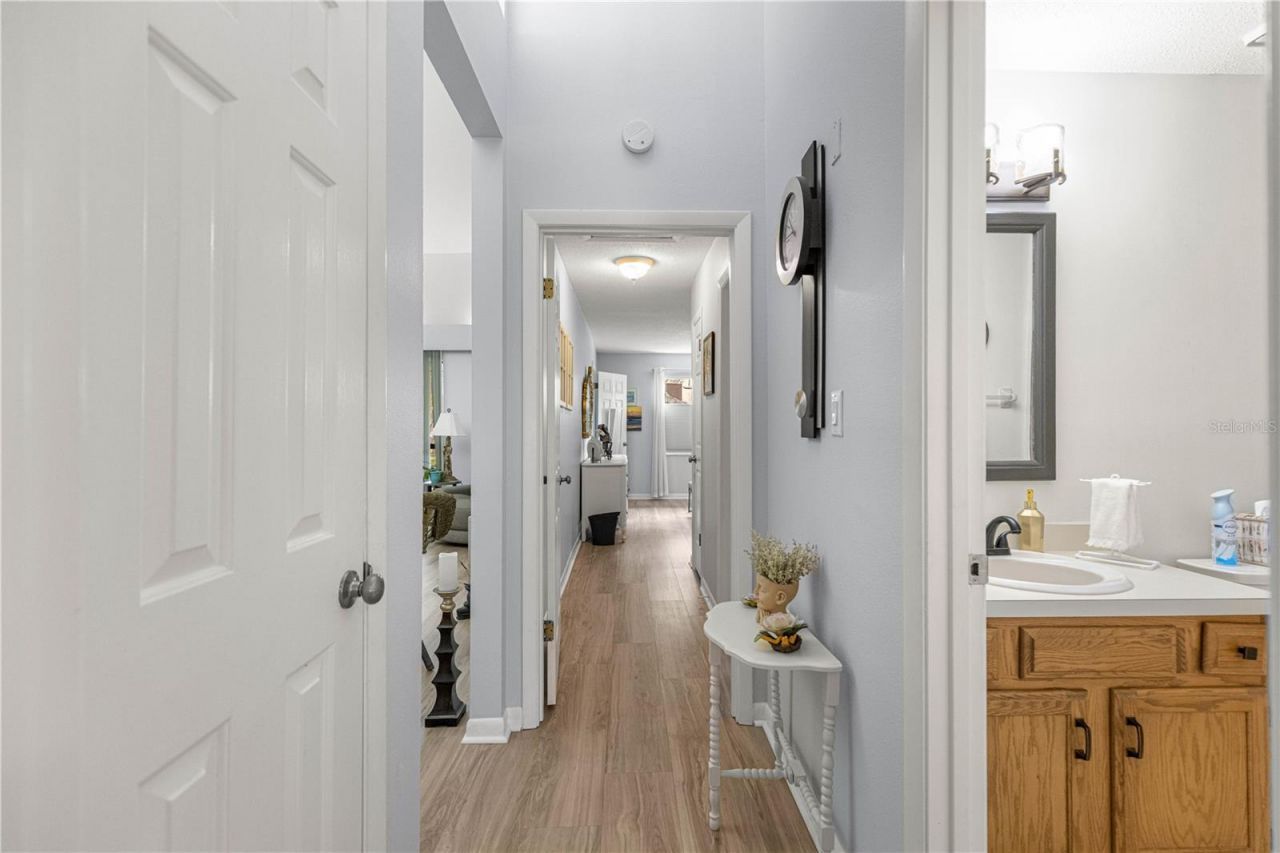 2226 Cypress Cove Drive, Unit 2226, Tavares, FL 32778 Photo