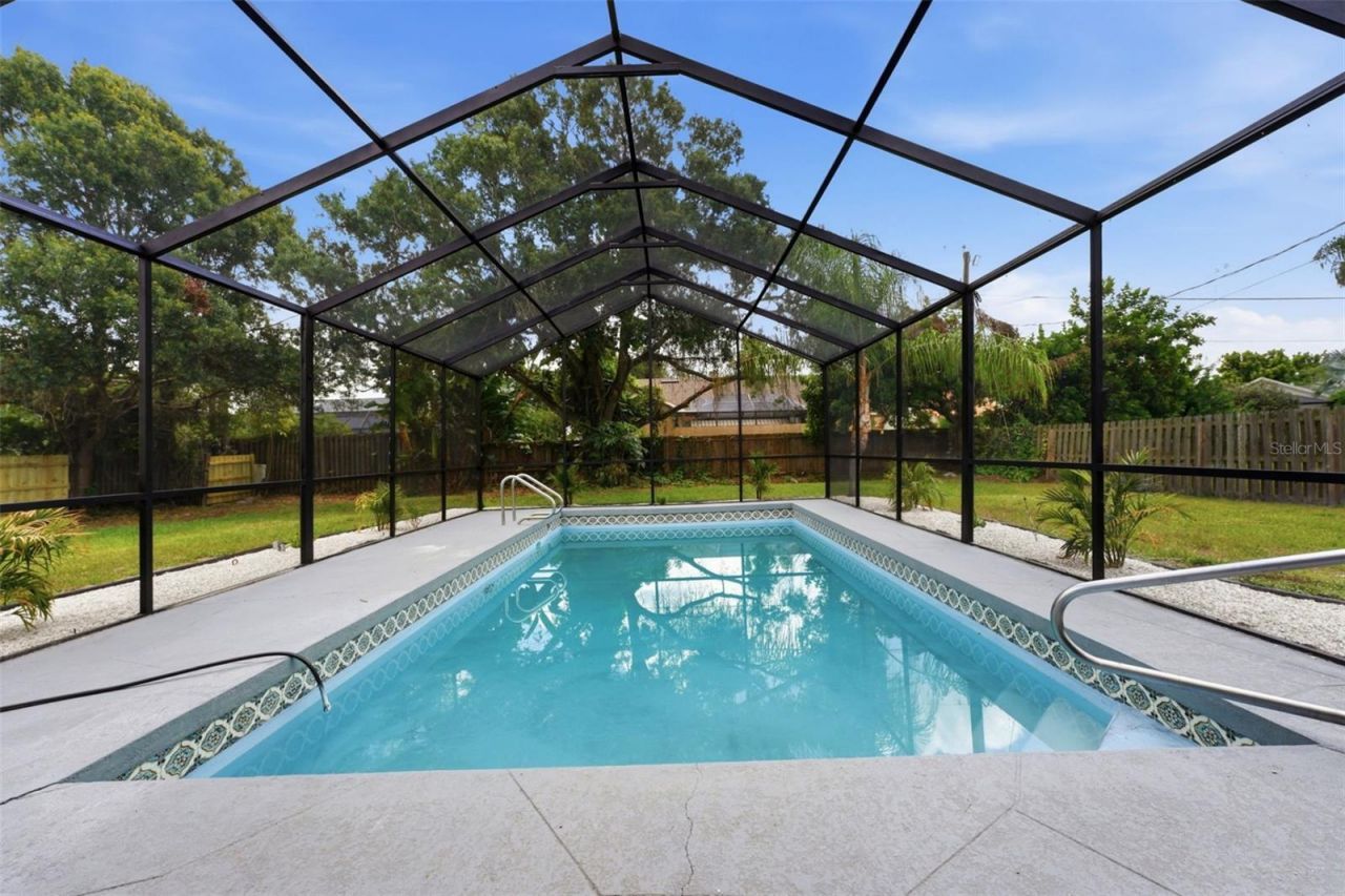 4731 Atlantic Avenue, Sarasota, FL 34233 Photo