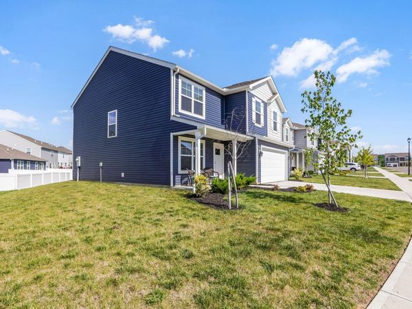 1585 Hansberry Drive , Lithopolis, OH 43136