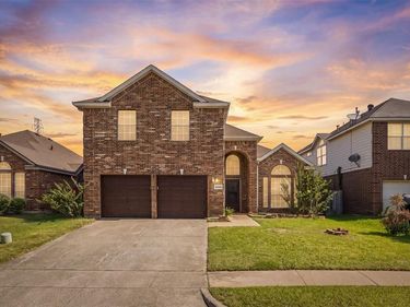 12945 Peach Tree Way, Fort Worth, TX 76040
