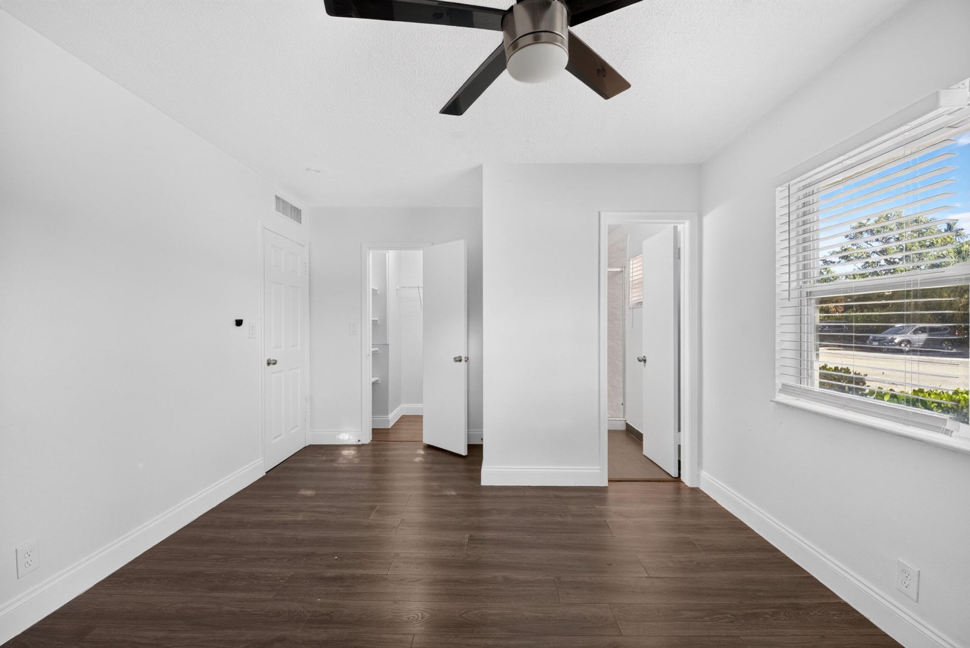 732 SE 15th Street, Unit Apt 1, Fort Lauderdale, FL 33316 Photo