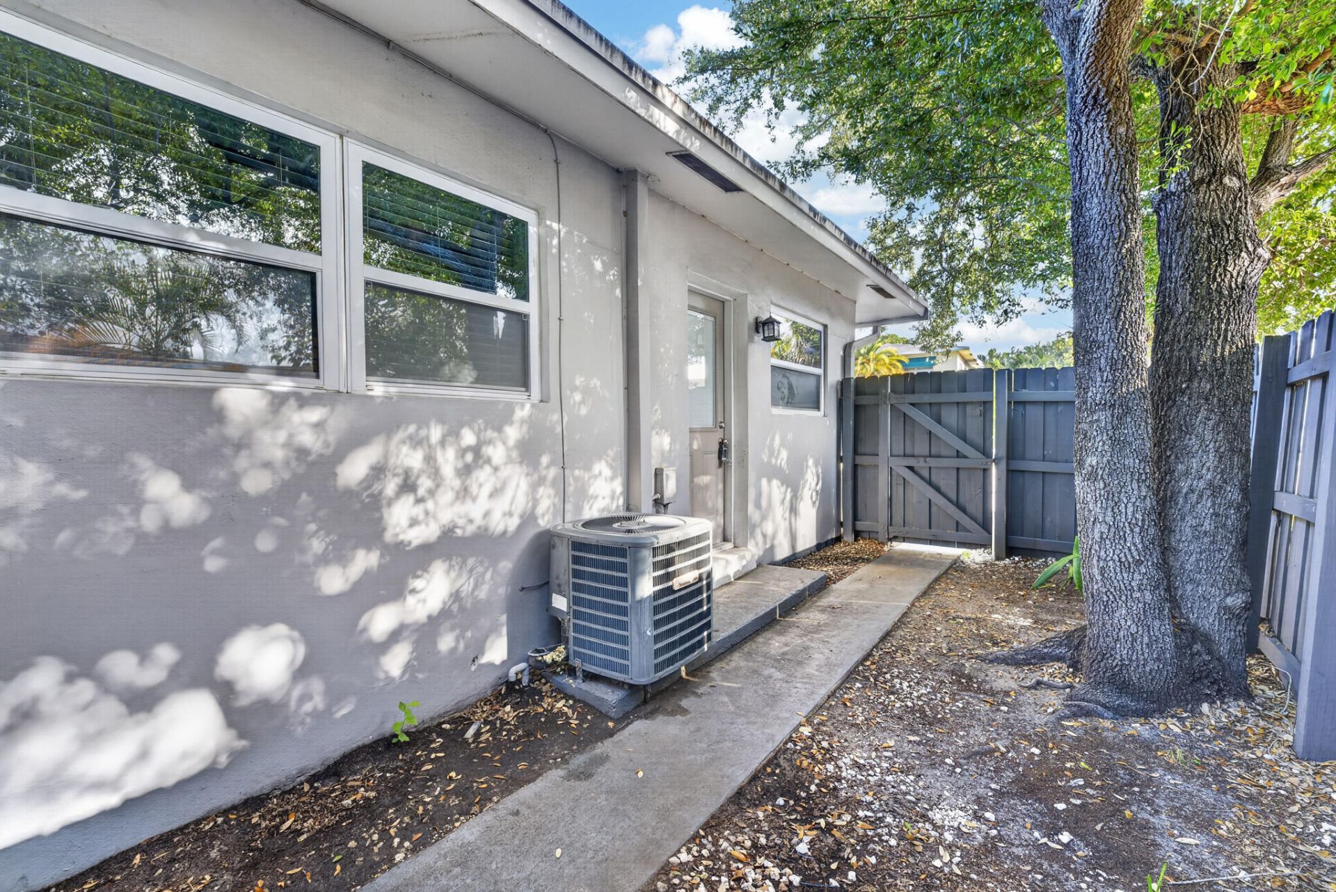 732 SE 15th Street, Unit Apt 1, Fort Lauderdale, FL 33316 Photo