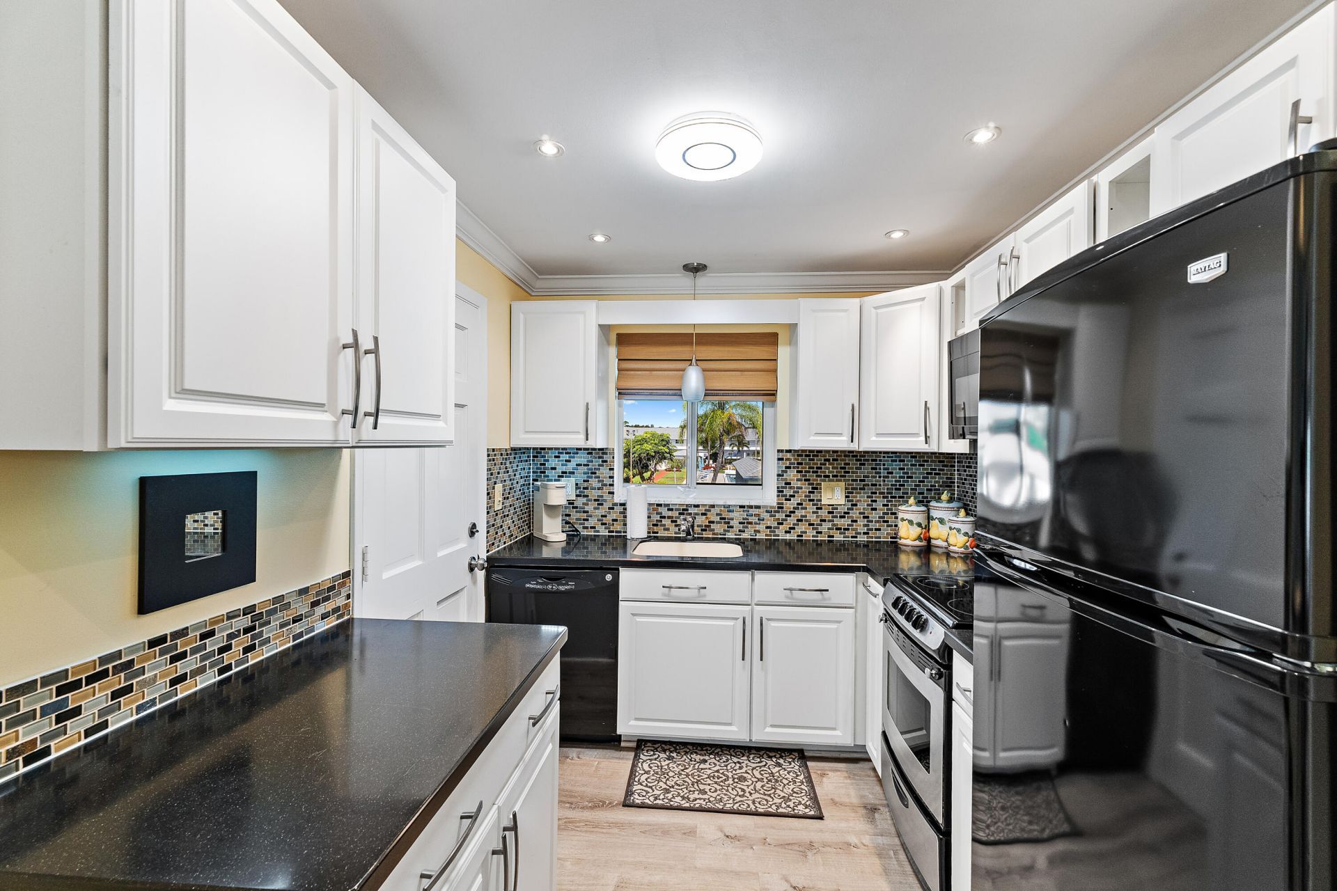 4 Westwood Avenue, Jupiter, FL 33469 Photo