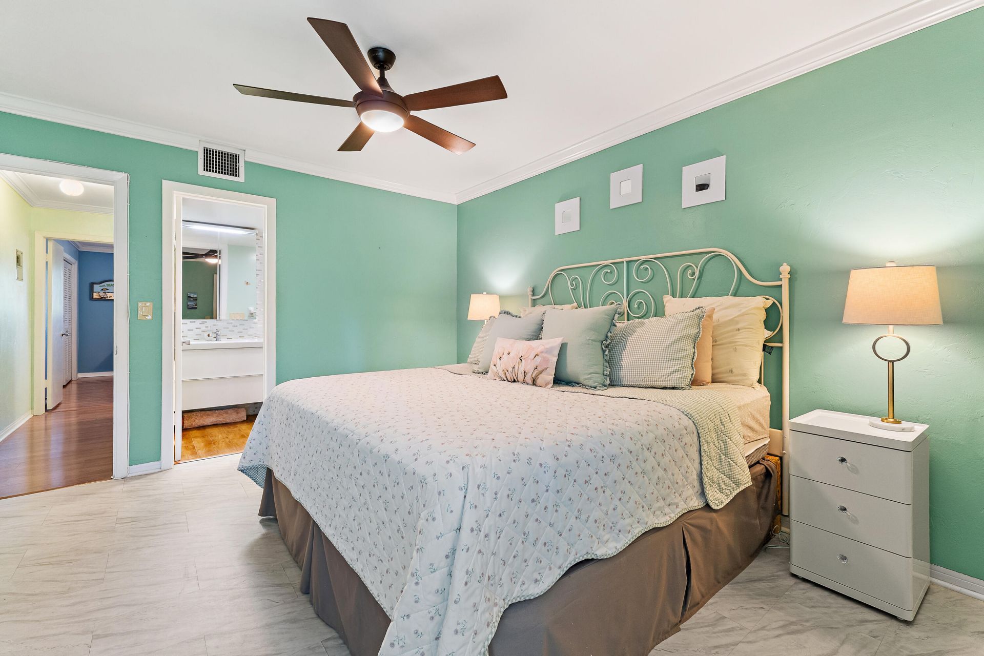 4 Westwood Avenue, Jupiter, FL 33469 Photo